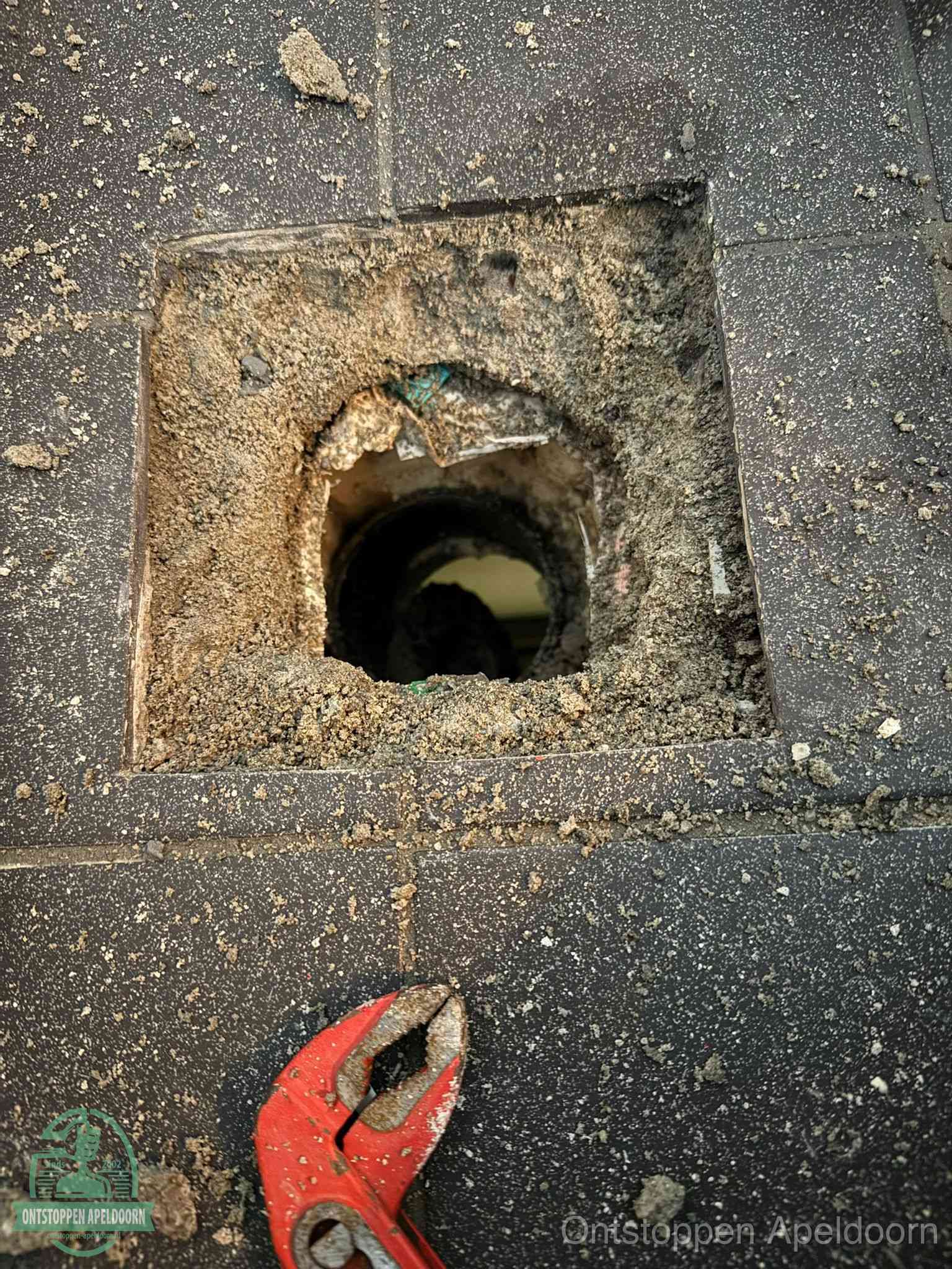 Rioolputje erfgrens eigendom in Apeldoorn