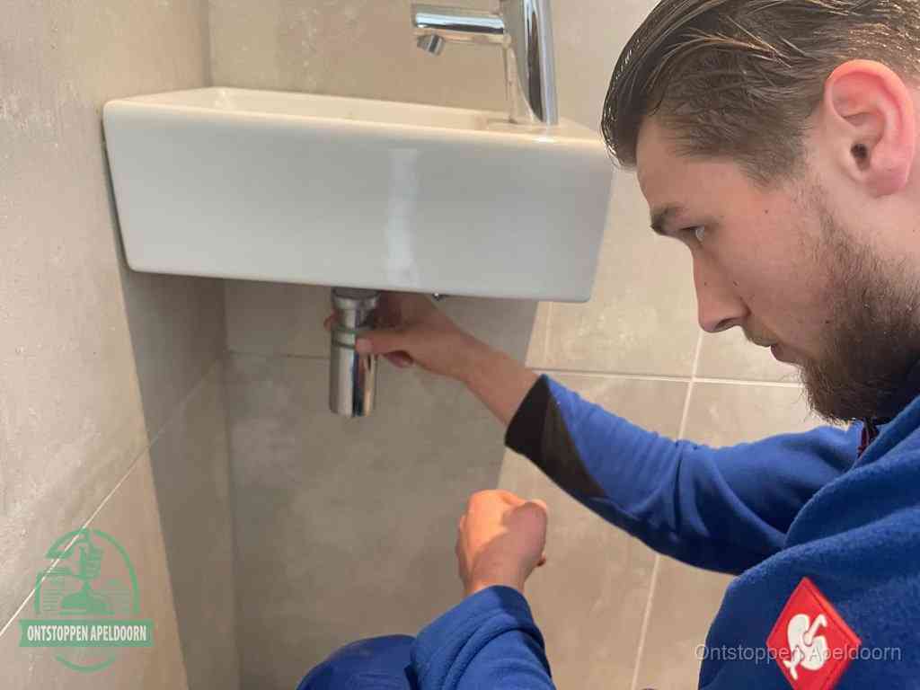 Wasbak Ontstoppen Apeldoorn